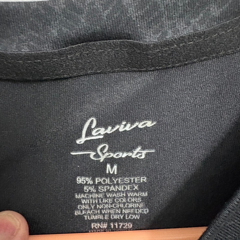 Laviva Sports Mens Black Geometric Textured Short Sleeve T-Shirt Size Medium - Picture 2 of 4